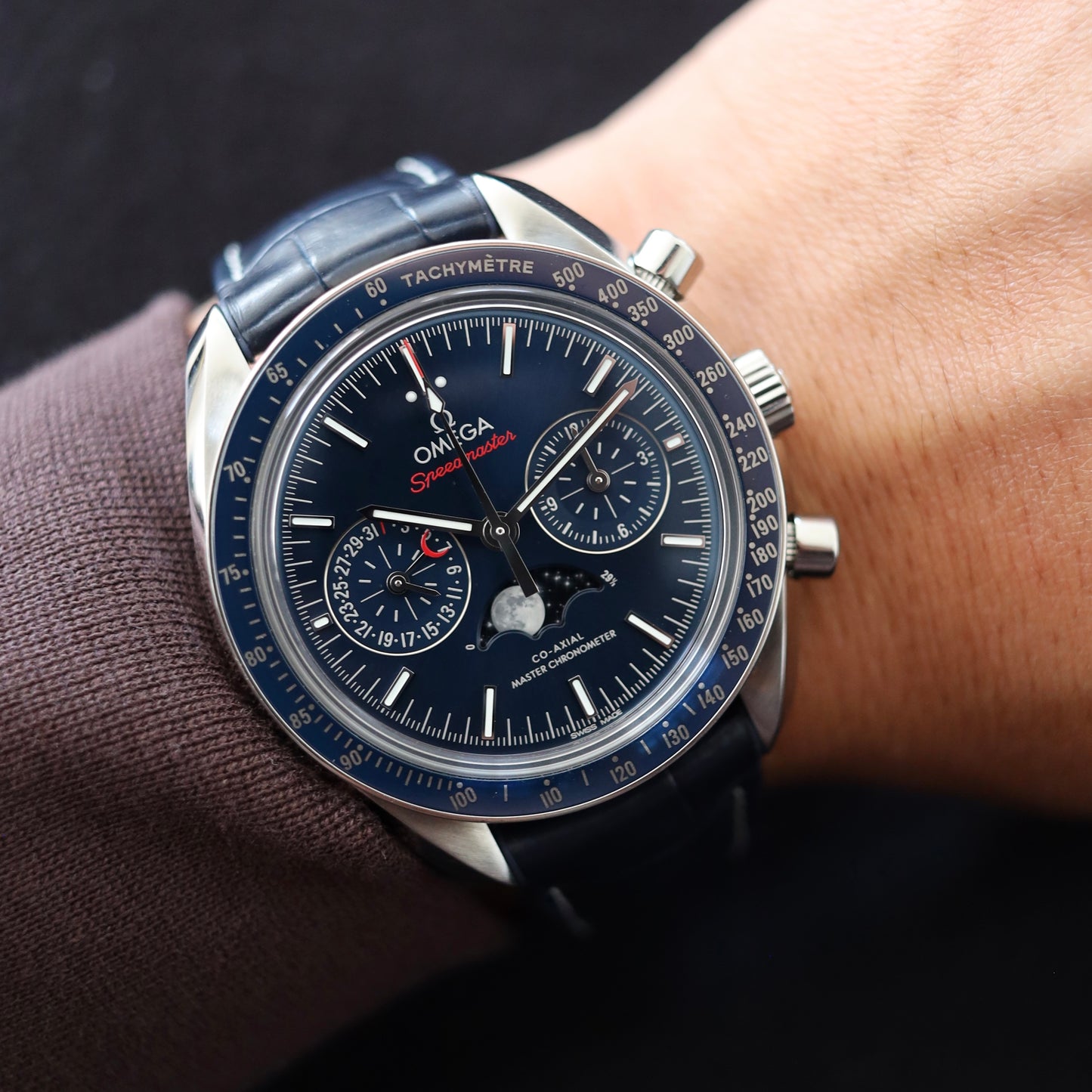 Omega Speedmaster Professional Moonphase Chronograph 304.33.44.52.03.001