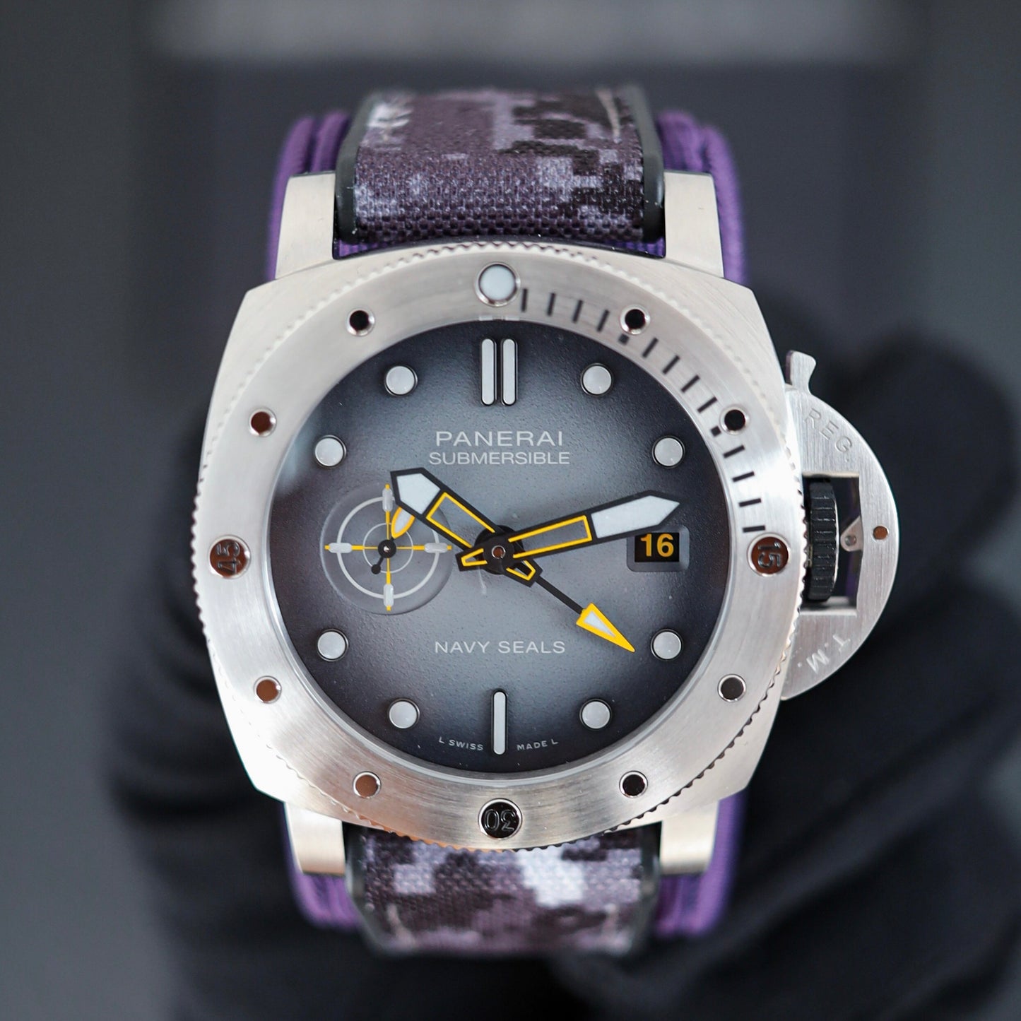 Panerai Submersible GMT Navy Seals PAM01323
