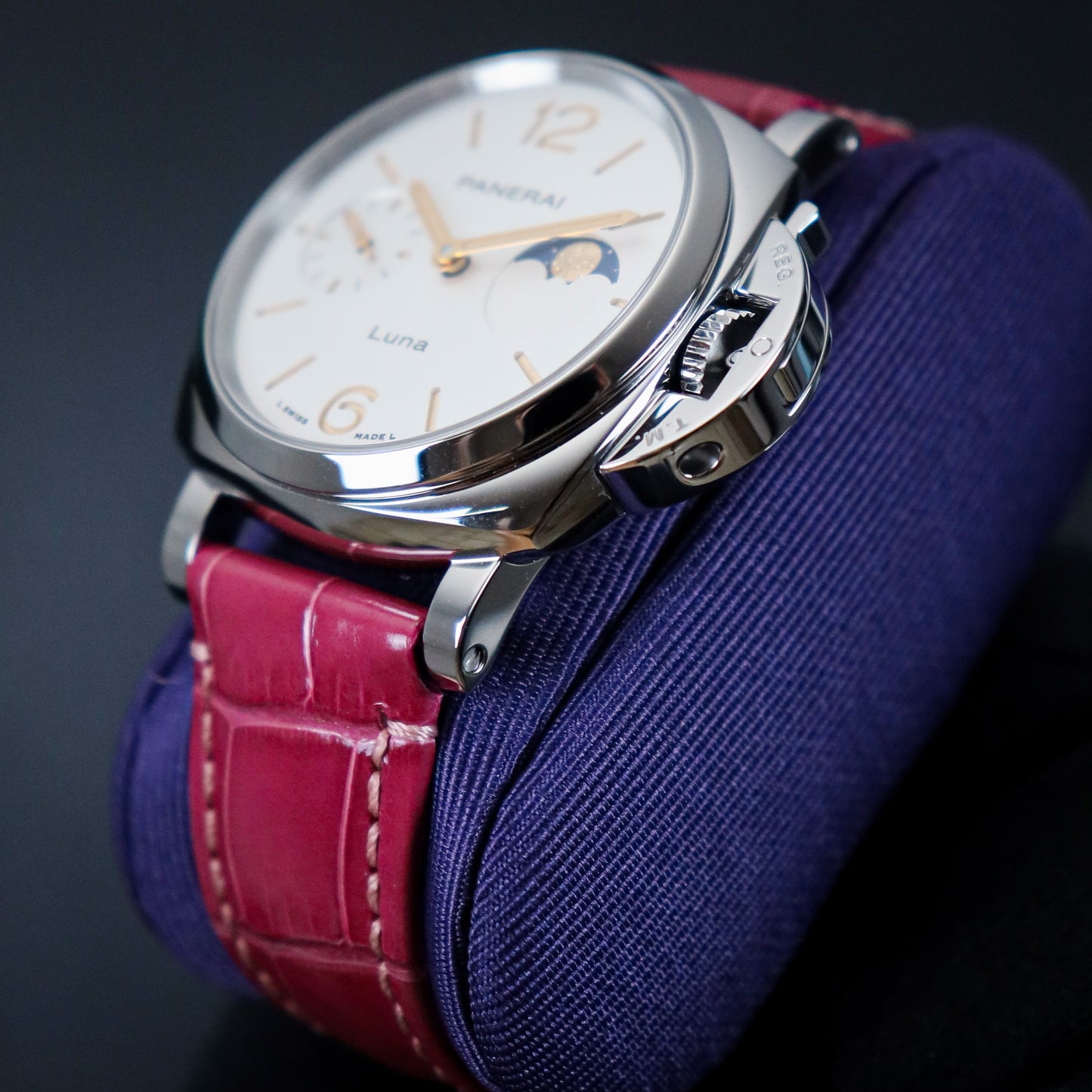 Panerai Luminor Due Luna PAM01180