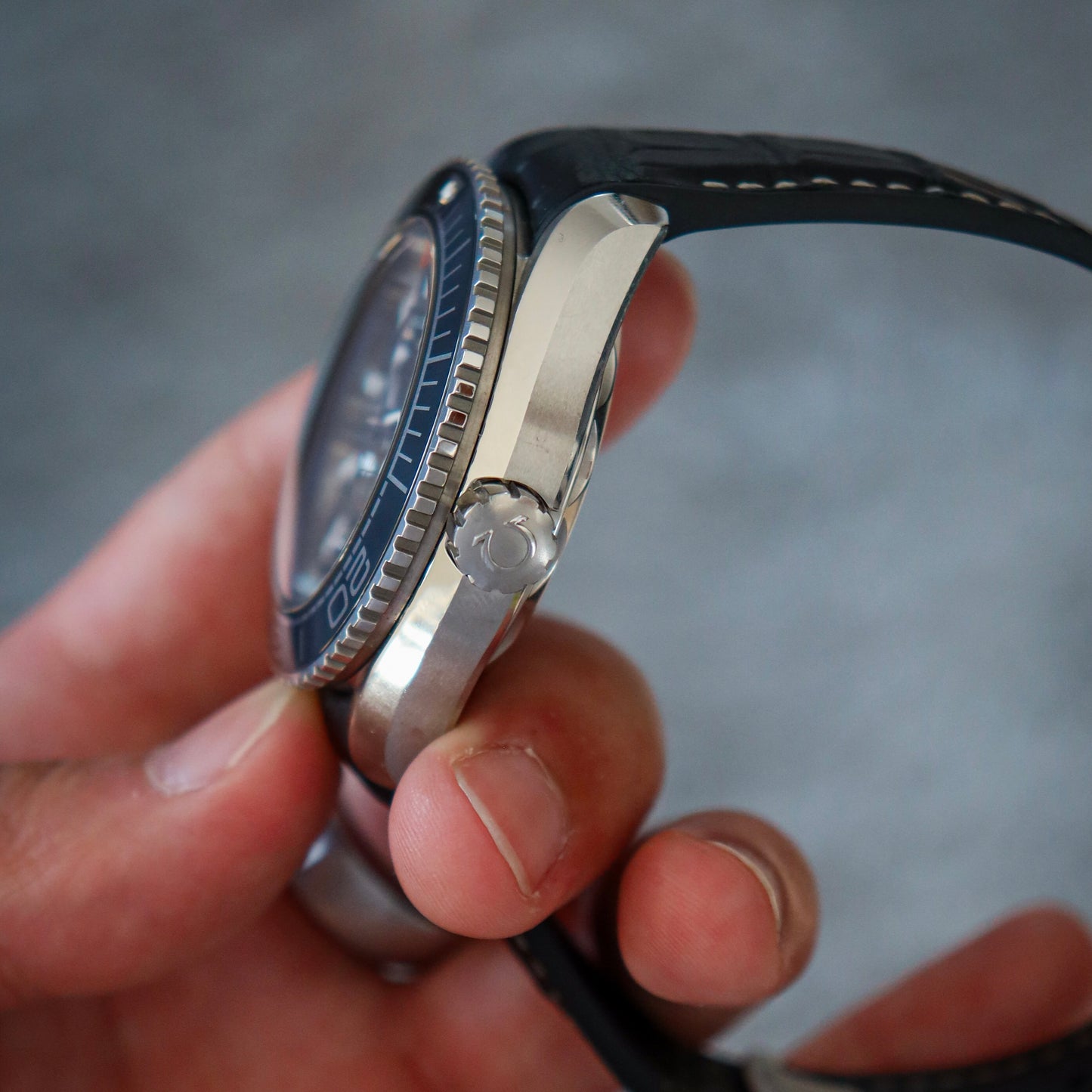 Omega Seamaster Planet Ocean 215.33.44.21.01.001