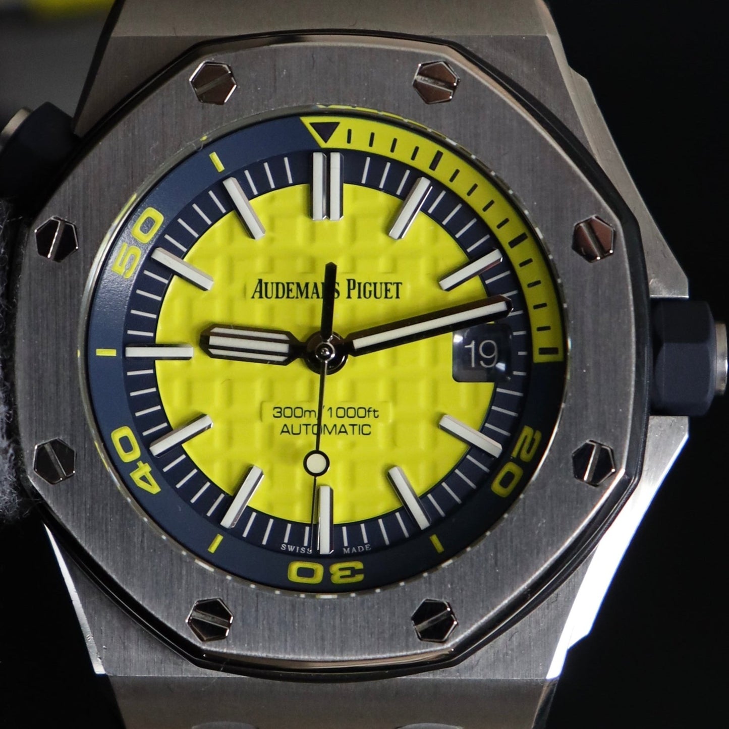 Audemars Piguet Royal Oak Offshore Diver Yellow 15710ST.OO.A051CA.01