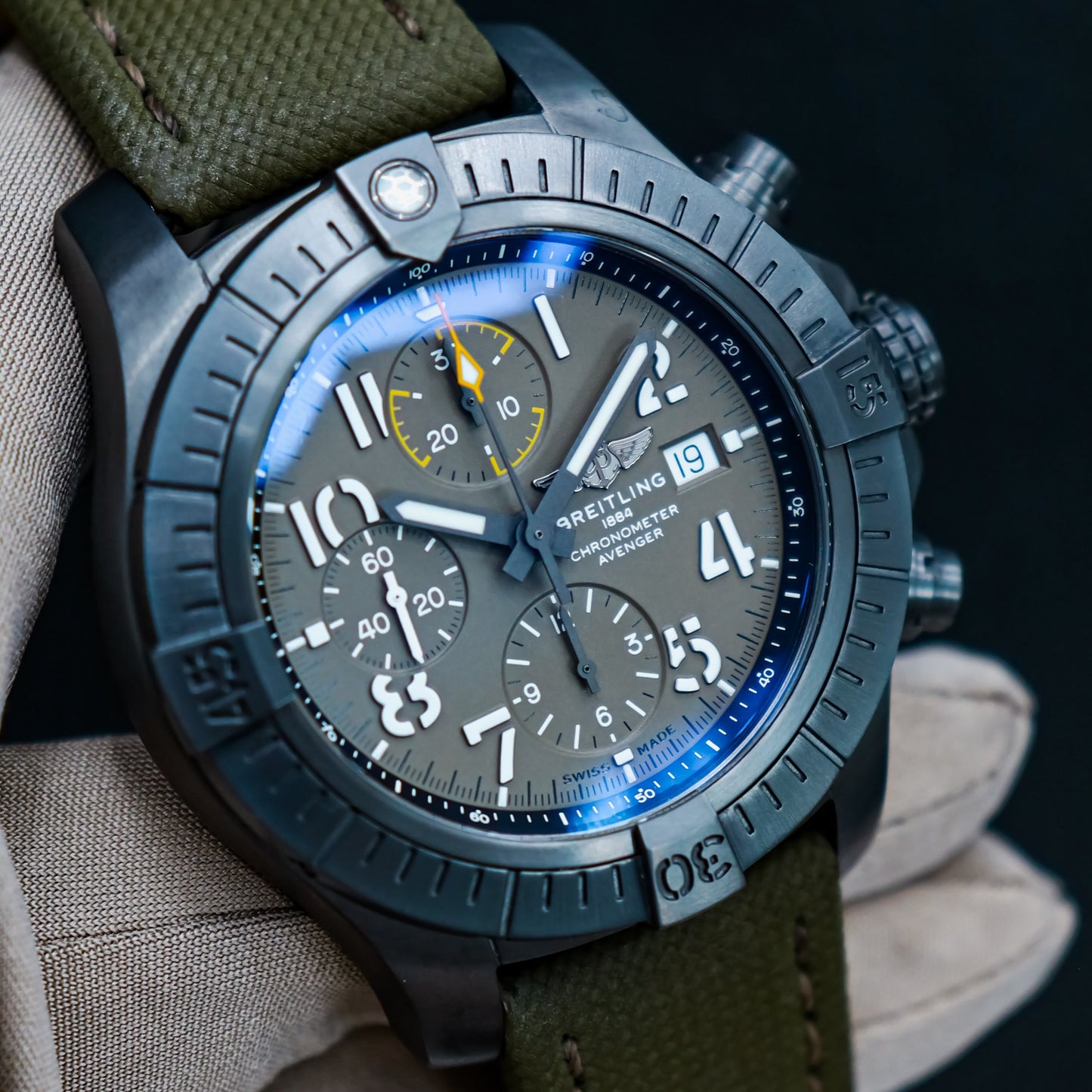 Breitling Avenger Chronograph 45 Night Mission V13317101L1X2