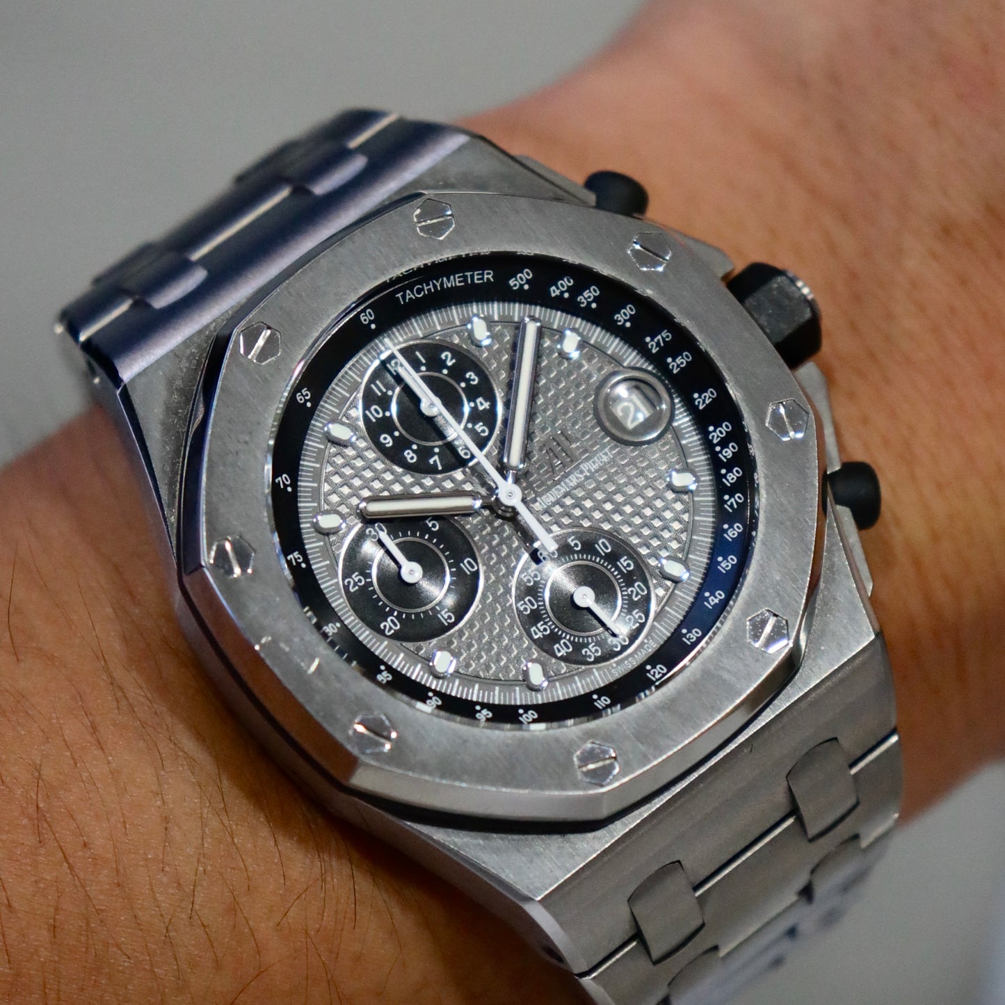 Audemars Piguet Royal Oak Offshore "Titanium" 42mm Gray Titanium 26238TI.OO.2000TI.01