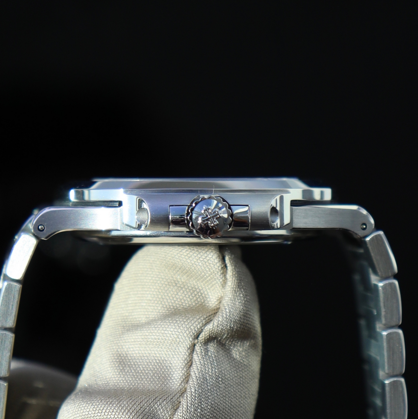 Patek Philippe Nautilus Blue Dial 5711/1A