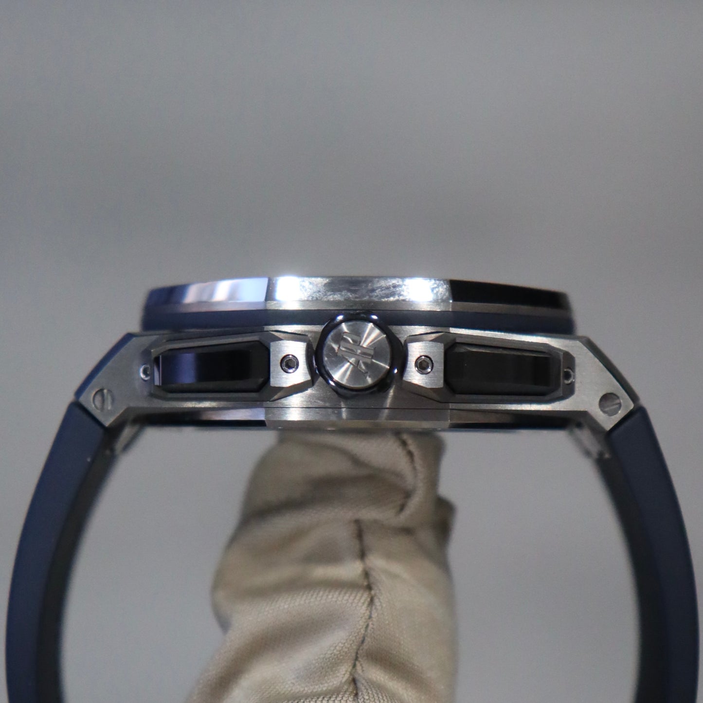 Audemars Piguet Royal Oak Offshore Chronograph Titanium Blue Dial 26420TI.OO.A027CA.01