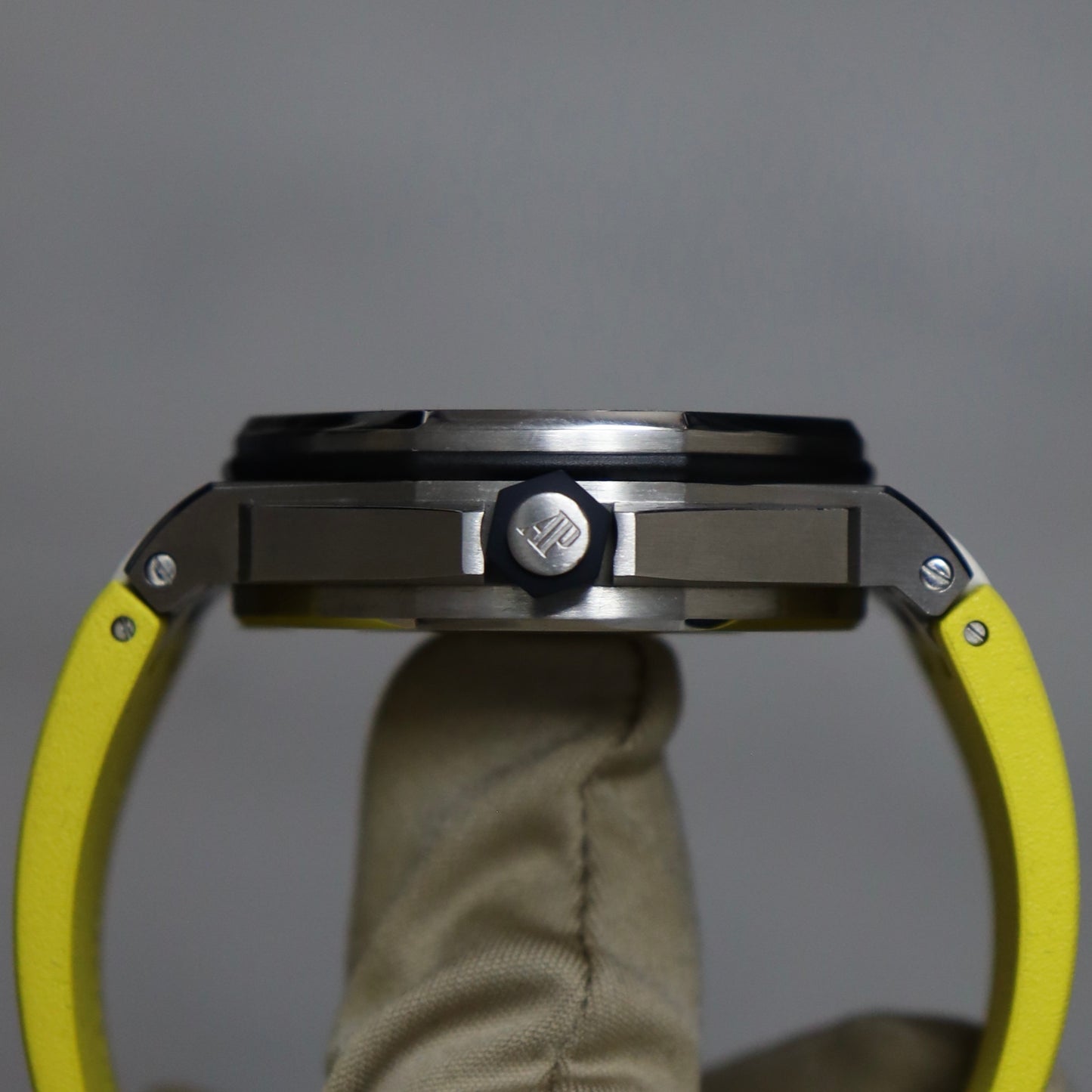 Audemars Piguet Royal Oak Offshore Diver Yellow 15710ST.OO.A051CA.01