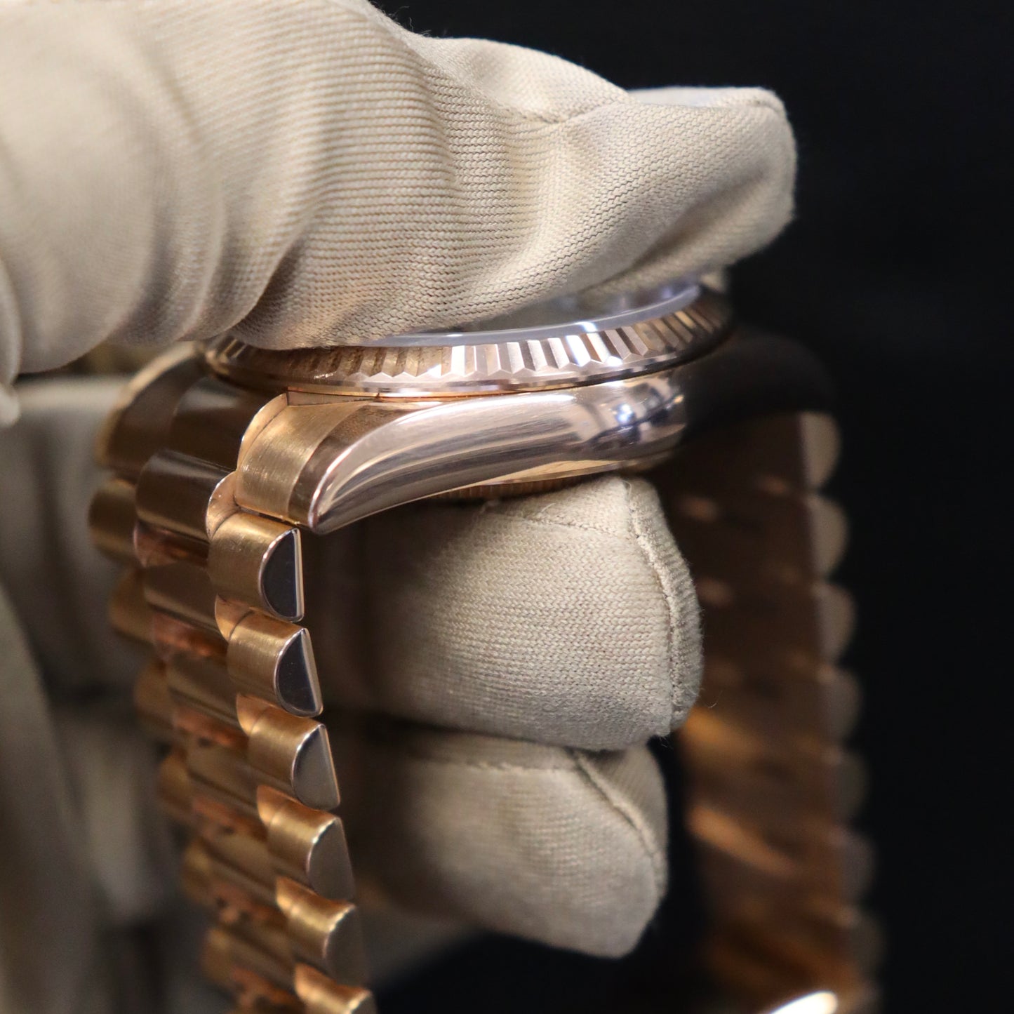 Rolex Day-Date 36 Rose Gold Mother of Pearl with Oxford Motif Diamond Indexes & Fluted Bezel President Bracelet 118235