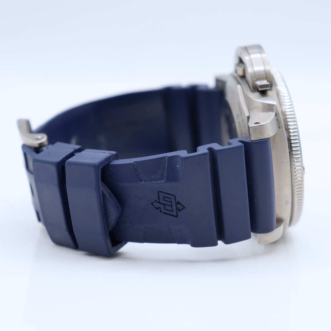 Panerai Luminor Submersible 1950 3 Days GMT Automatic Titanio 'Pole 2 Pole' PAM00719