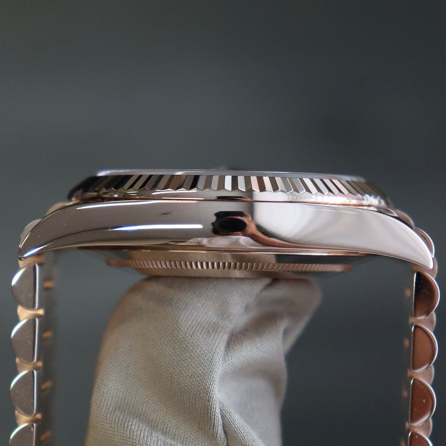 Rolex Day-Date Rose Gold Olive Dial 228235