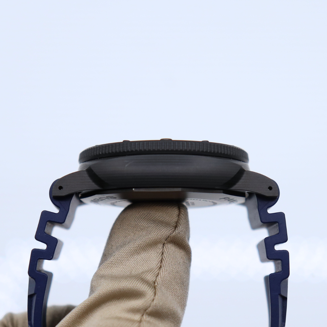 Panerai Submersible Quarantaquattro Carbotech Blu Abisso PAM01232