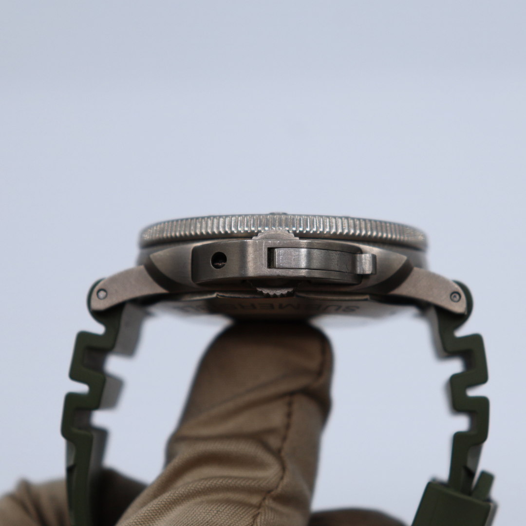 Panerai Luminor Submersible 1950 3 Days Automatic Titanium Black Dial PAM01389