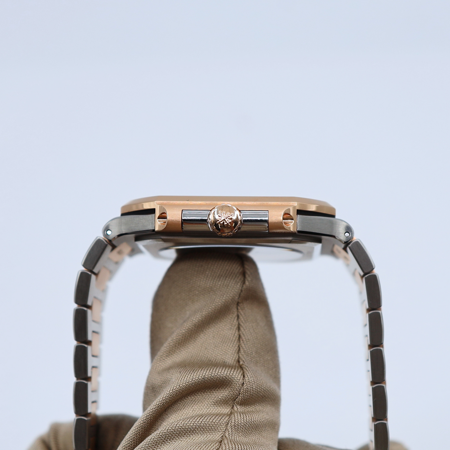 Patek Philippe Cubitus 45mm 5821/1AR