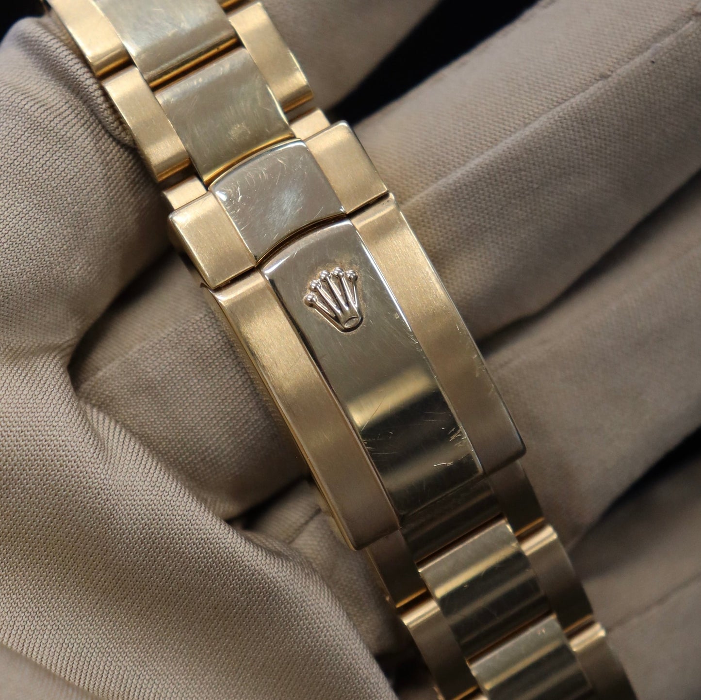 Rolex Sky-Dweller Yellow Gold Champagne Dial 326938