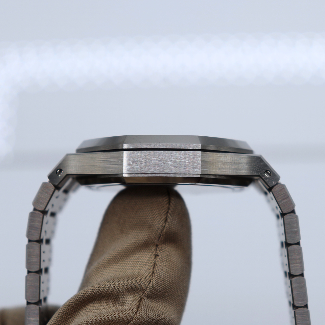 Audemars Piguet Royal Oak White Dial 15500ST.OO.1220ST.04