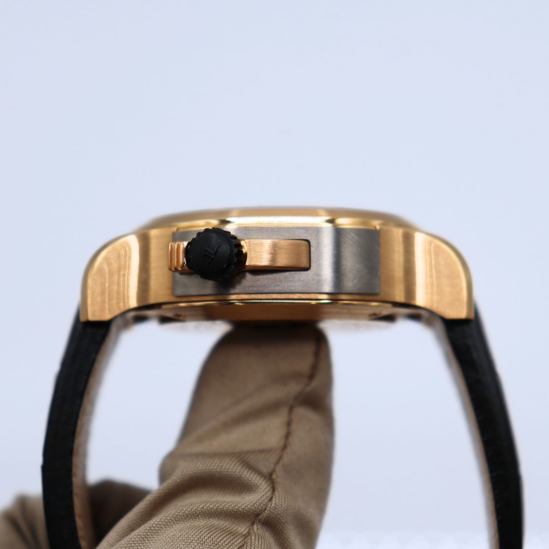 Jaeger-LeCoultre Tides Of Time Master Compressor World Alarm 150.2.42