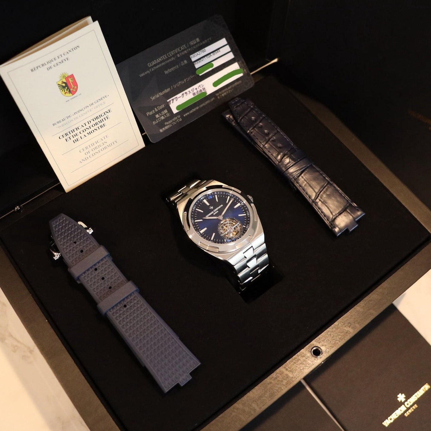 Vacheron Constantin Overseas Tourbillon 6000V/110A-B544