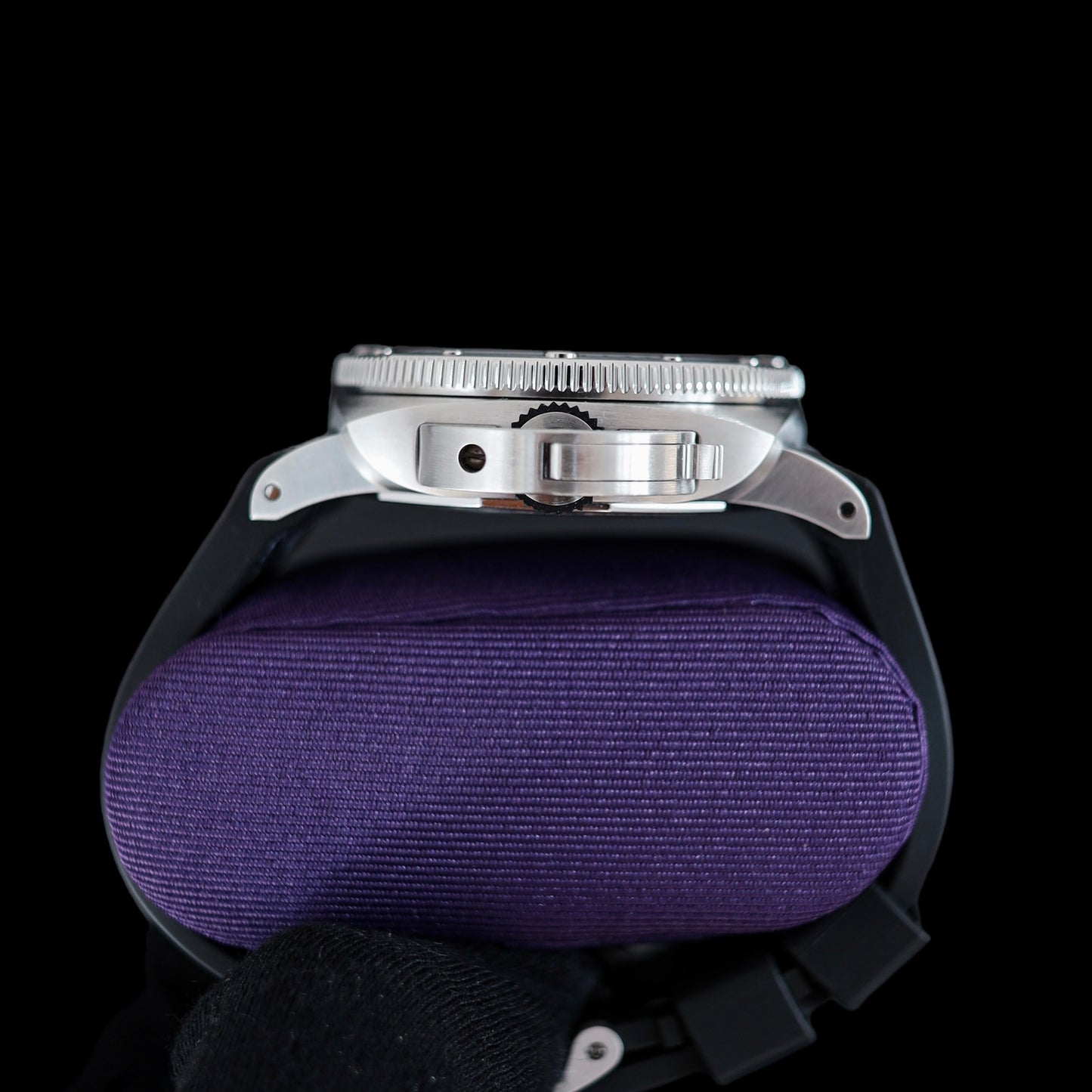 Panerai Submersible GMT Navy Seals PAM01323