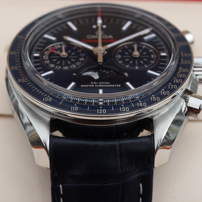 Omega Speedmaster Moonphase 44.25mm Steel on Leather Strap 304.33.44.52.03.001