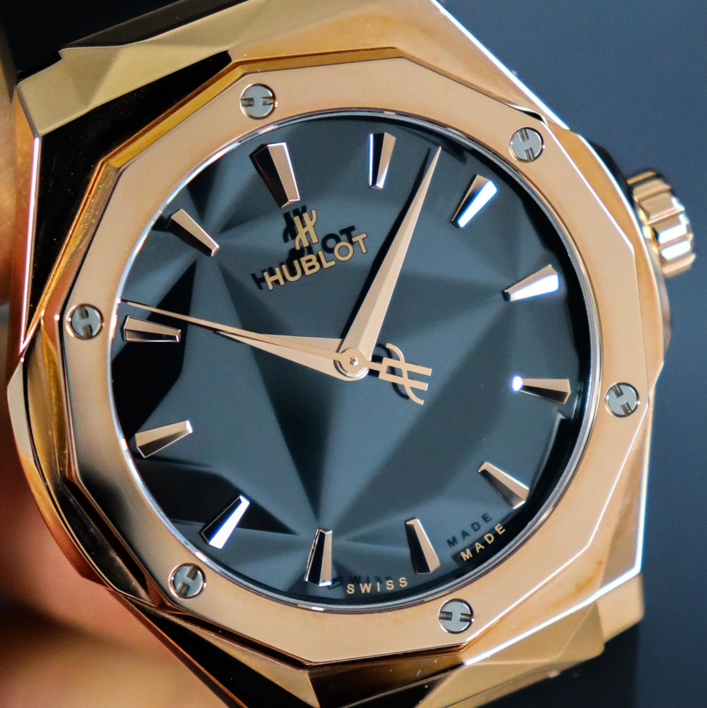 Hublot Classic Fusion Orlinski King Gold 40mm 550.OS.1800.RX.ORL19