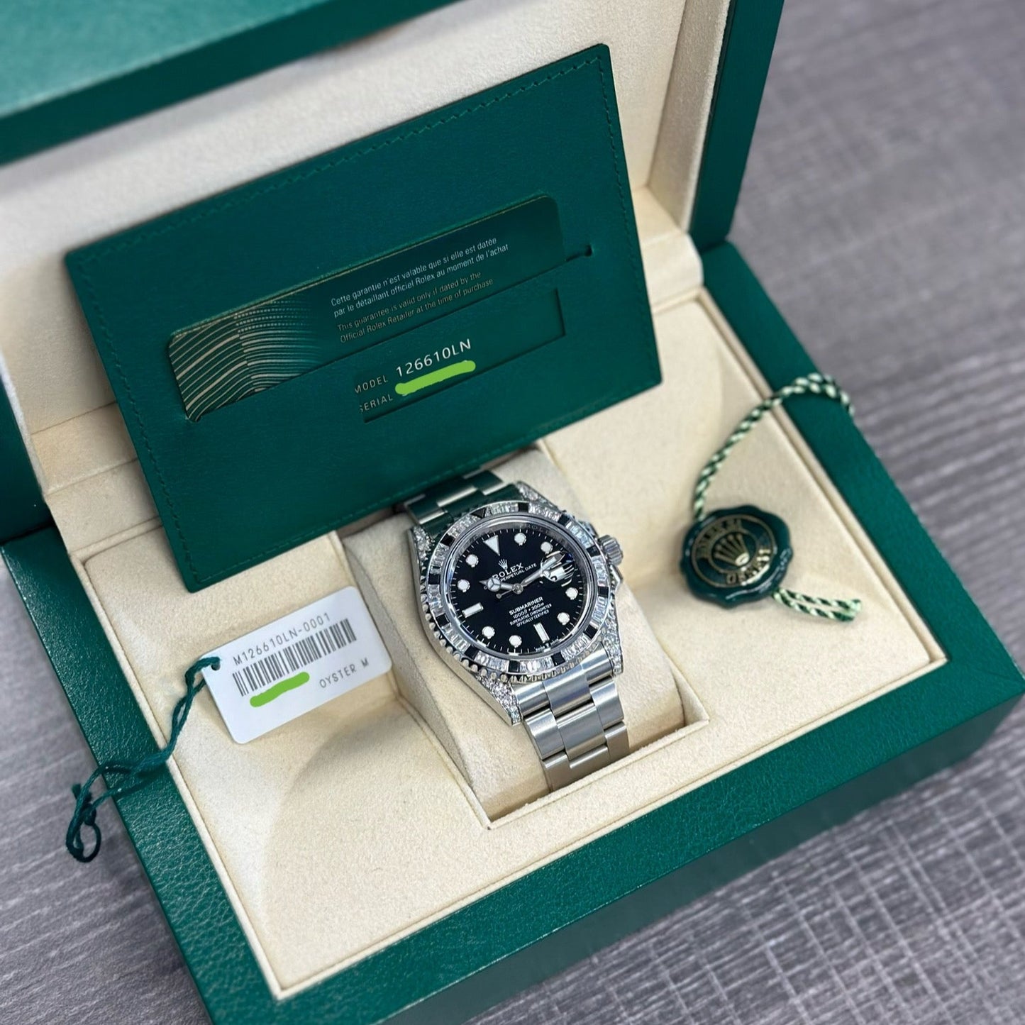 Rolex Submariner 41 Custom VVS Diamond Bezel