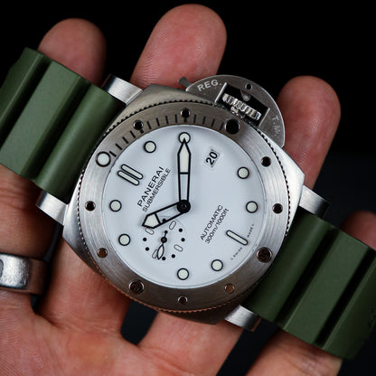 Panerai Luminor Submersible Quarantaquattro Bianco PAM01226